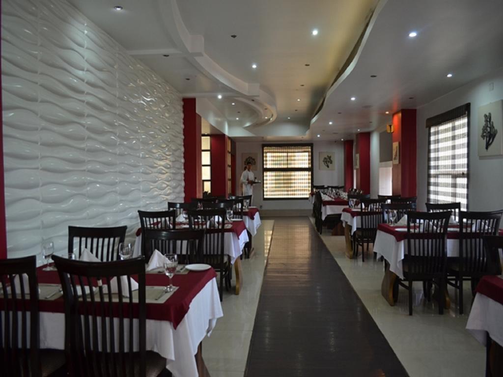 Hotel Rajdhani Regency Guváhátí Exteriér fotografie
