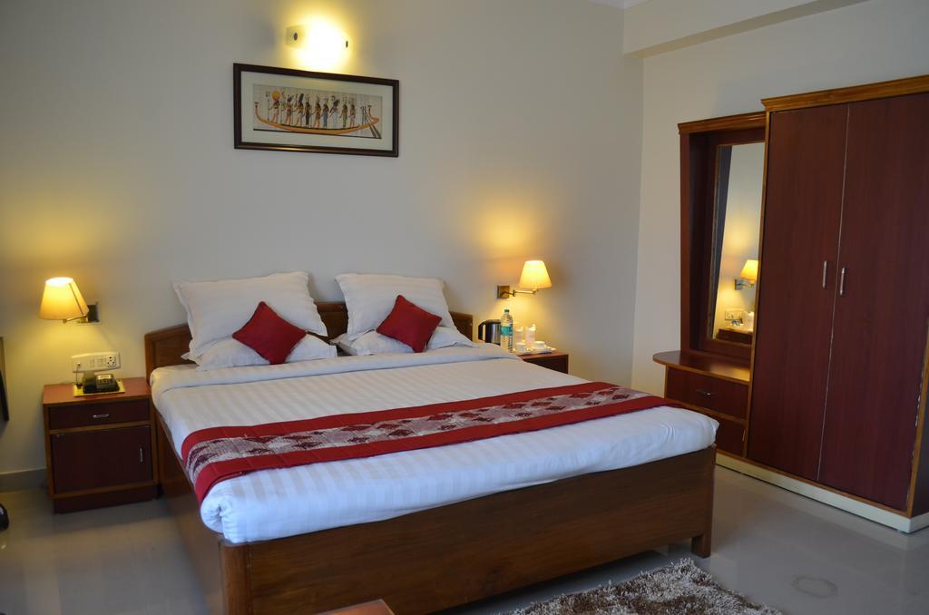 Hotel Rajdhani Regency Guváhátí Pokoj fotografie